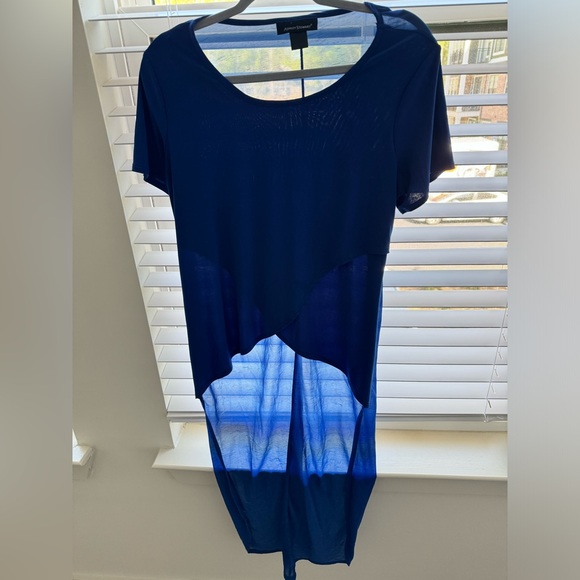 Blue runner top - Picture 1 of 3